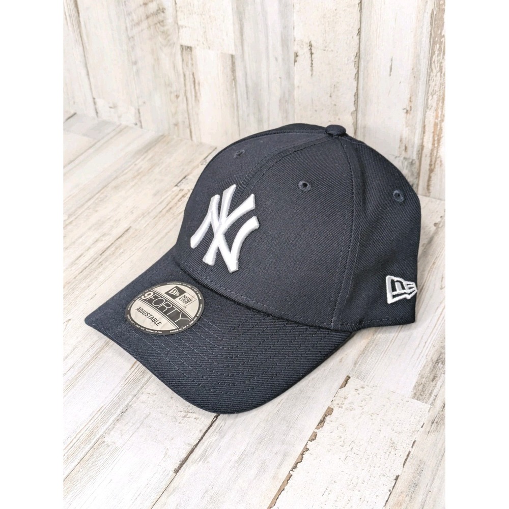 New Era New York Yankees 9Forty  The‎ League Adjustable Hat Navy